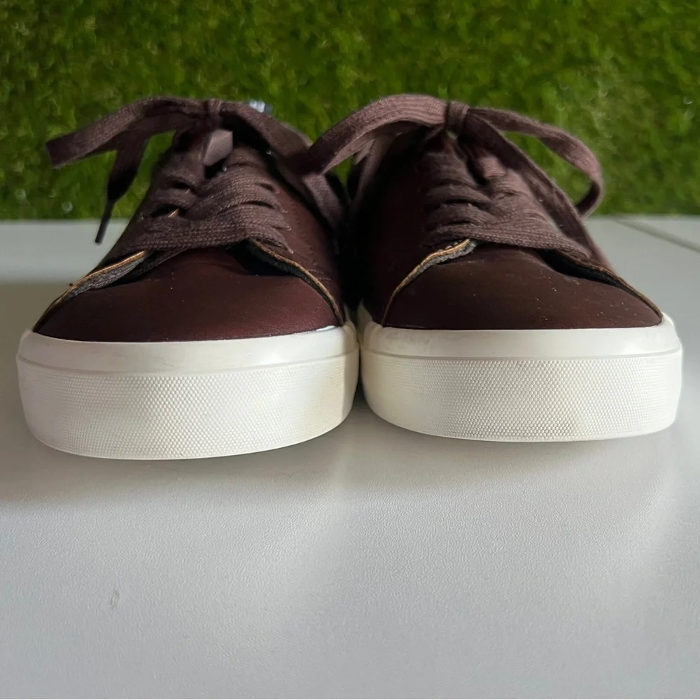 Nautica listing pair